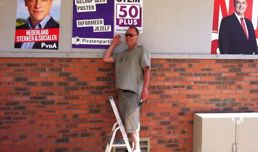 In 2012 plakte Prins posters voor 50plus, 'De PvdO is geen breuk met 50plus, maar geeft ouderen een stem in de gemeentepolitiek'