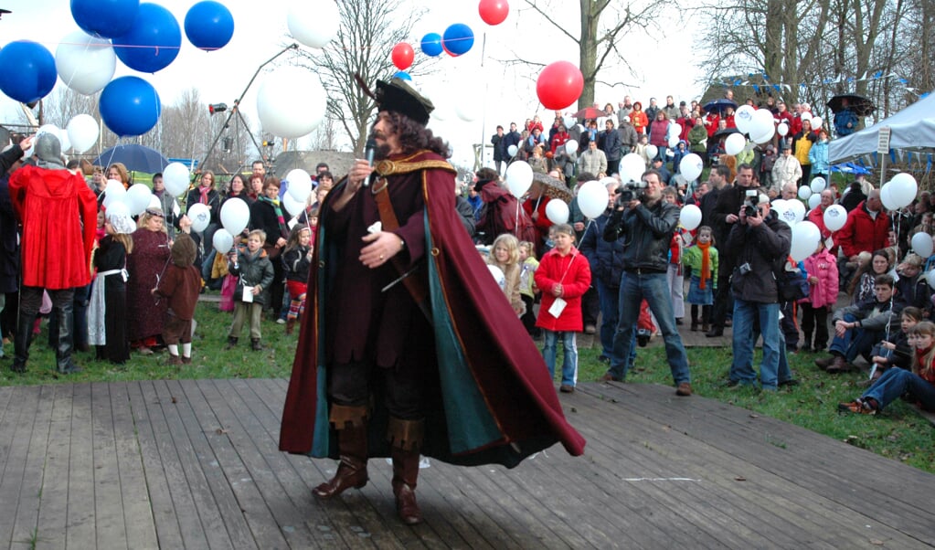 Weesp vierde in 2005 650 jaar stadsrechten.