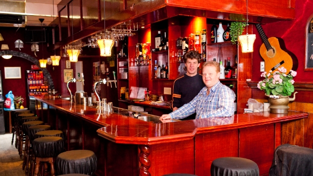 Café Bijna Thuis bestaat 10 jaar