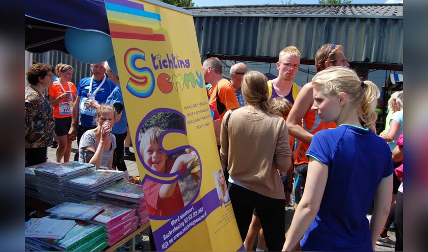 De Vechtloop levert geld op voor Stichting Semmy