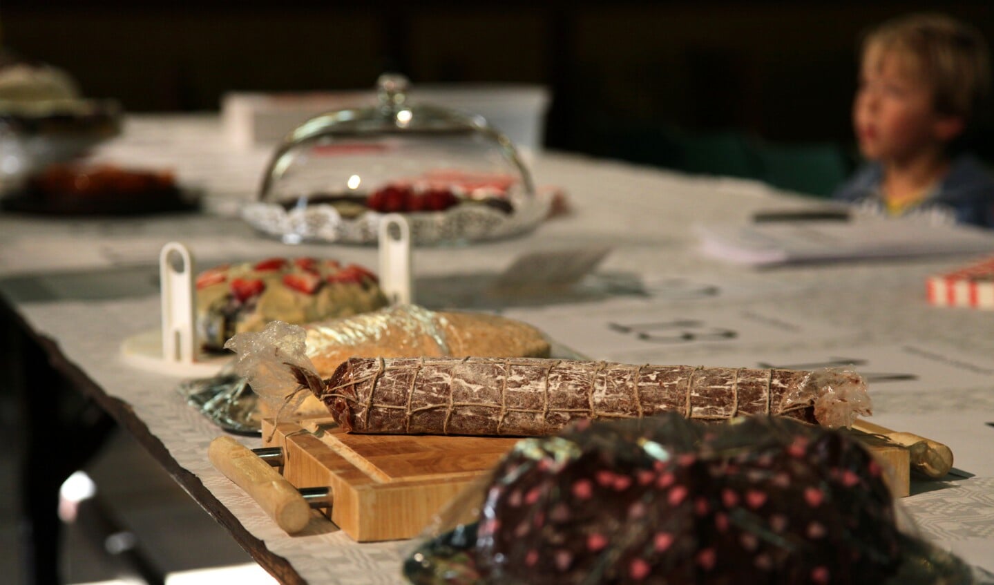 De chocoladeworst wint 'Heel Weesp bakt 2014'