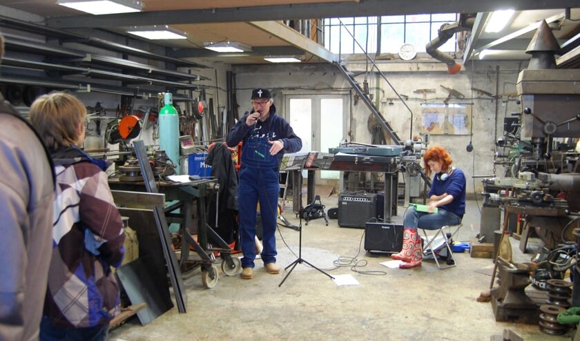 Optredens in de werkplaatsen