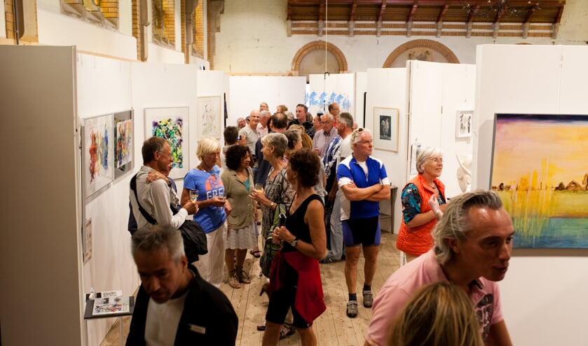 Van Houtenkerk vol kunst