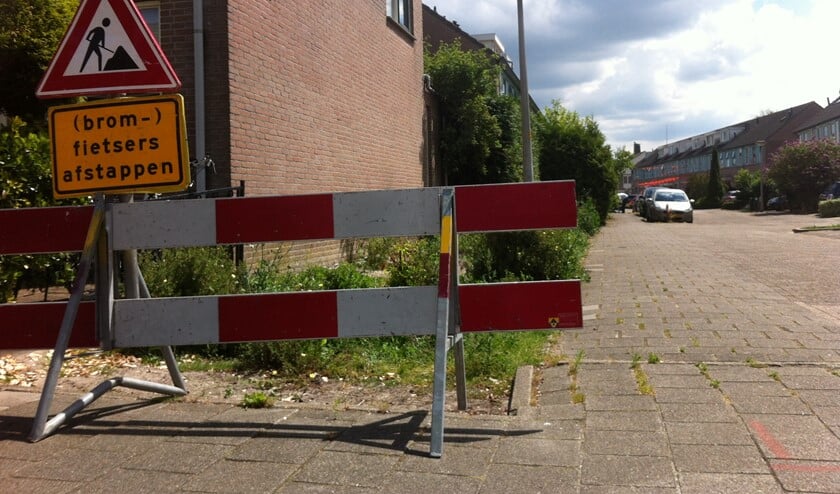 Het afsluitingsbord staat vast klaar bij Steenen Kamer.