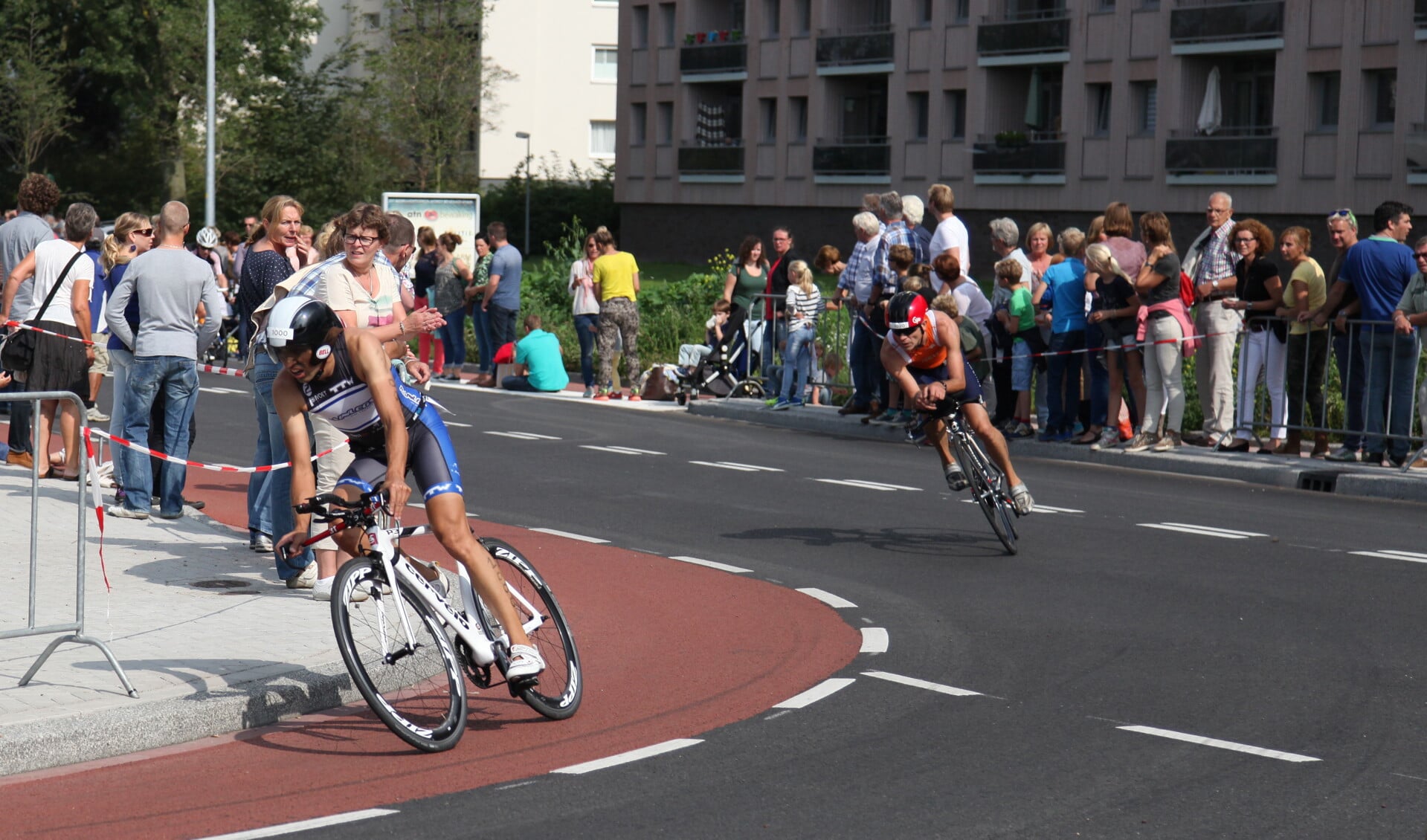 Robert Parinussa in actie