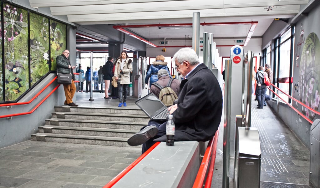 Gestrand op het station: laptop doet het wel