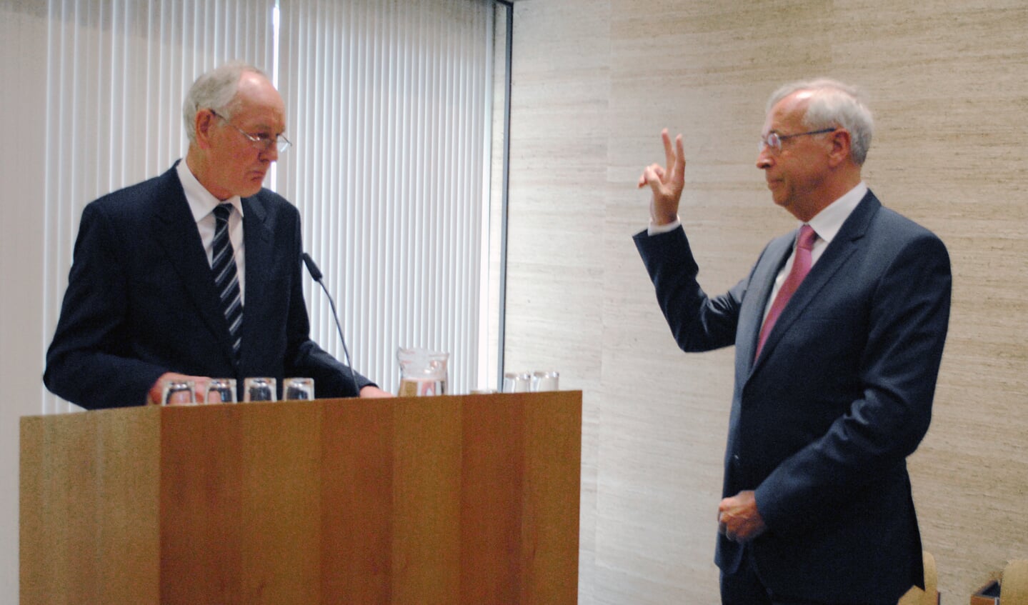 2 juli 2013: Henk Heijman begint als burgemeester van Bussum. Vandaag dient hij zijn ontslag in.