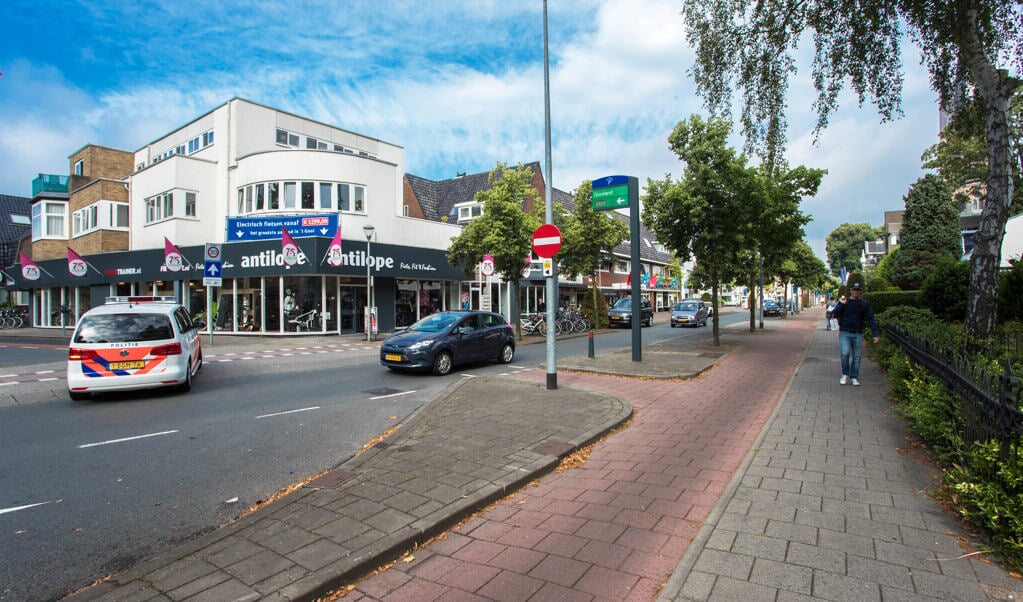 Kruising Emmastraat Koningsstraat blijft hetzelfde Het nieuws uit Hilversum Kruising Emmastraat Koningsstraat blijft hetzelfde Het nieuws uit Hilversum