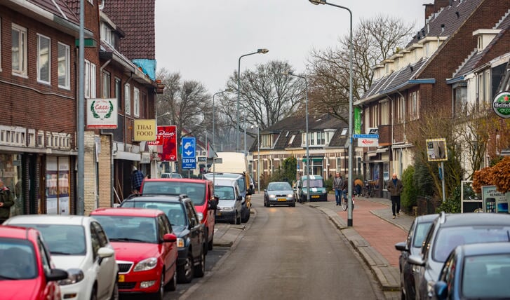 Op de Koninginneweg, onderdeel van de opknapbeurt van het stationsgebied, moeten onder meer nieuwe woningen verrijzen. 