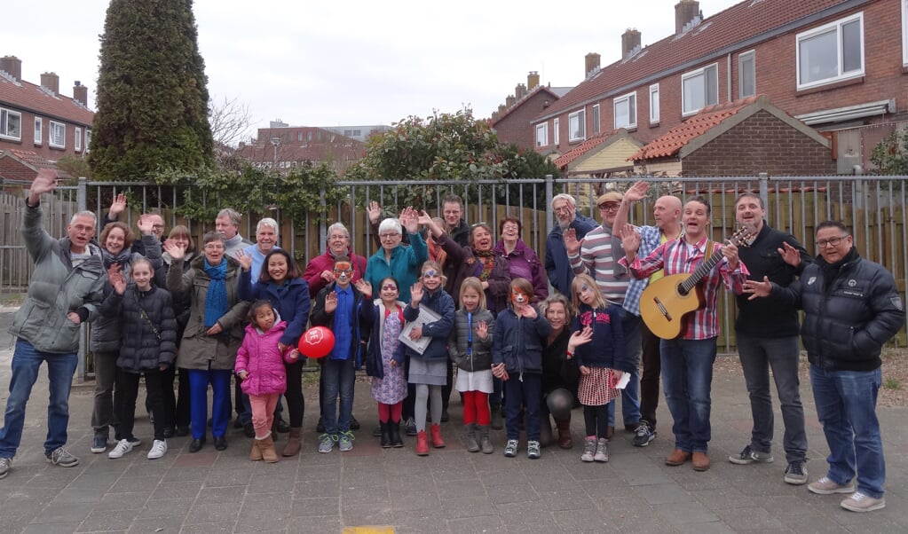 Met zijn allen op de foto. Foto: George Hoogervorst