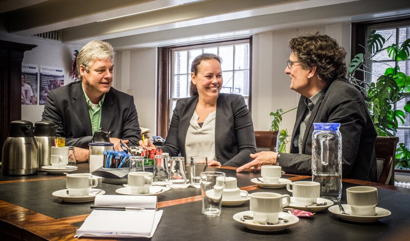 Herman Tuning, Astrid Heijstee en Peter Eijking over de Buurtpanels. De sfeer is erg goed.