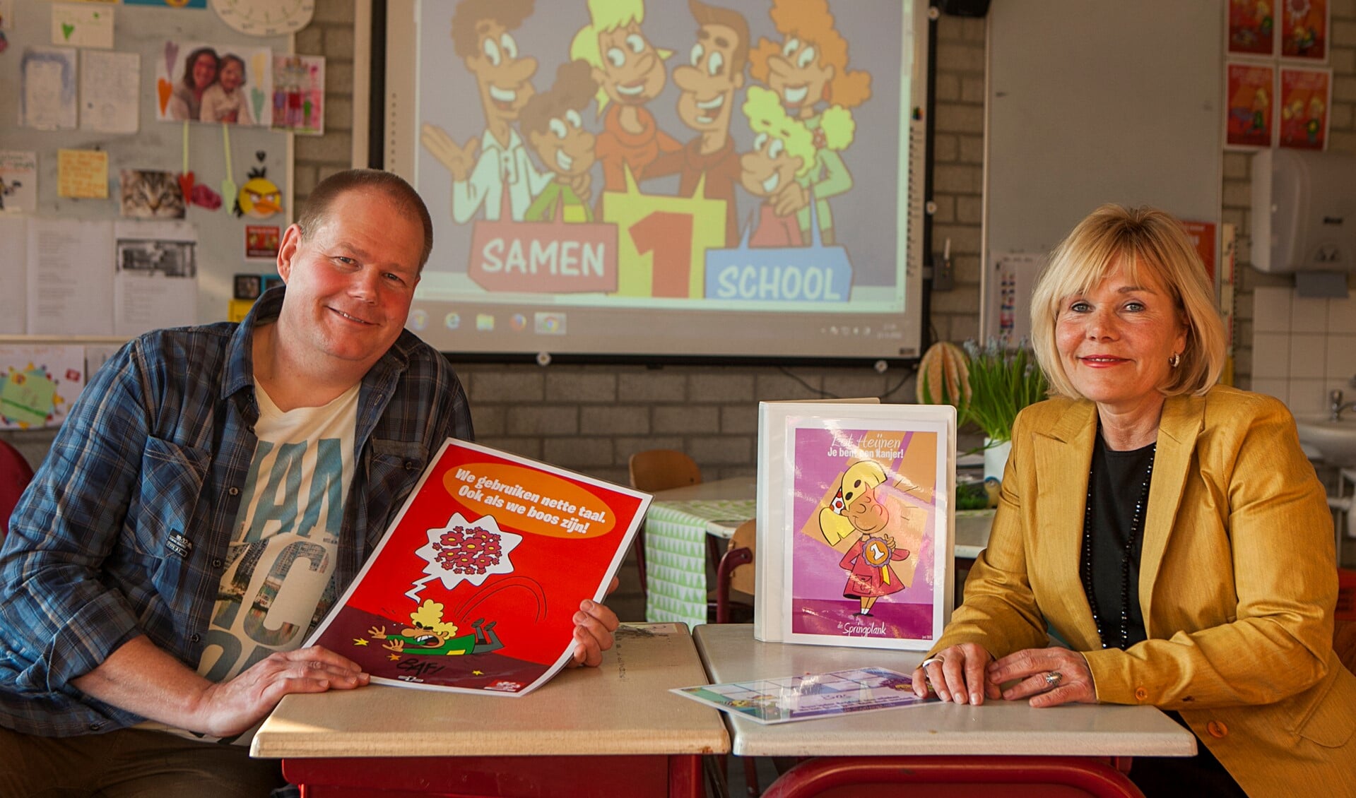 Joop van Balen en Yvonne Vlaanderen presenteerden op De Springplank hun lesmethode samen1school aan andere scholen.