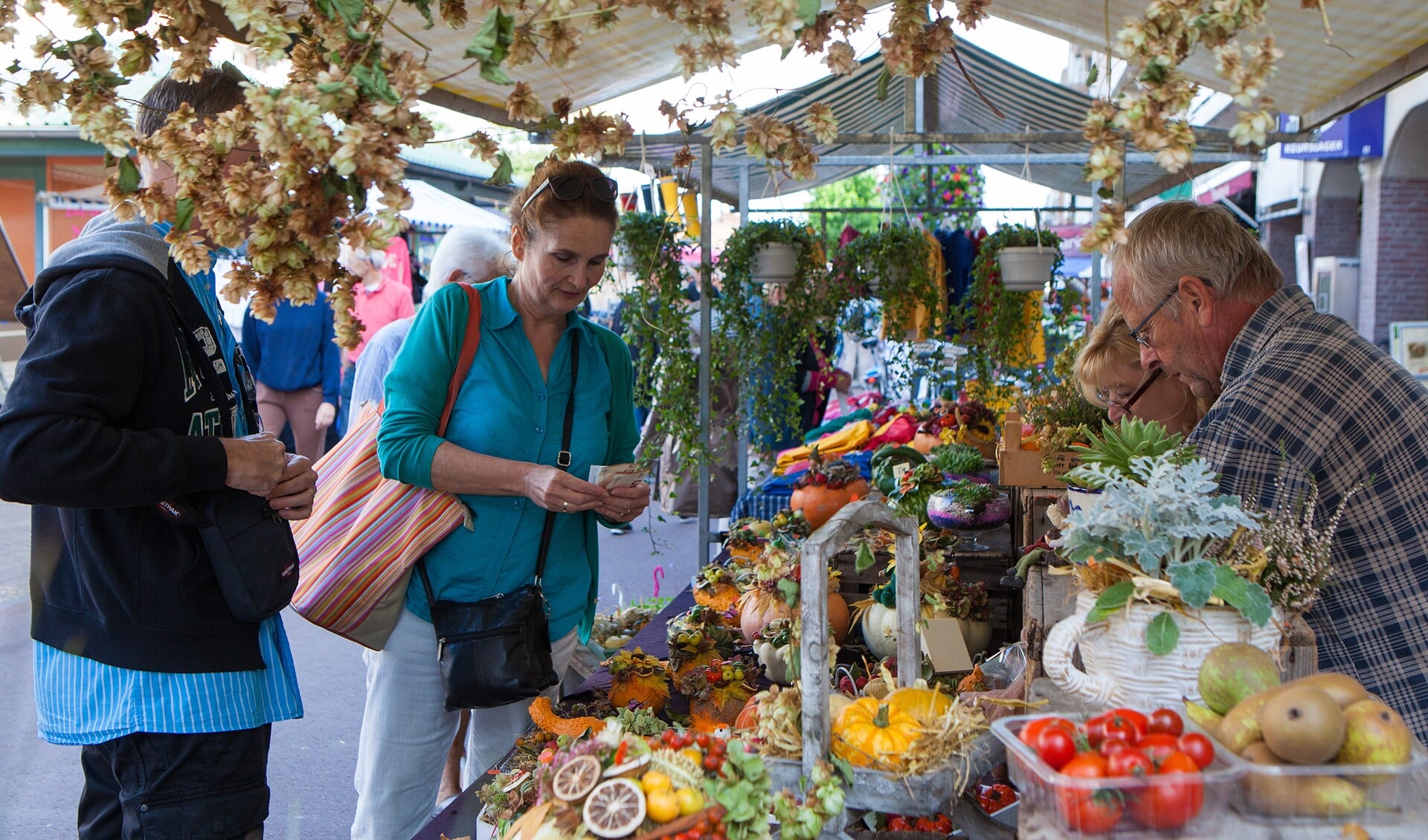 Herfstartikelen op de Herfstbraderie.