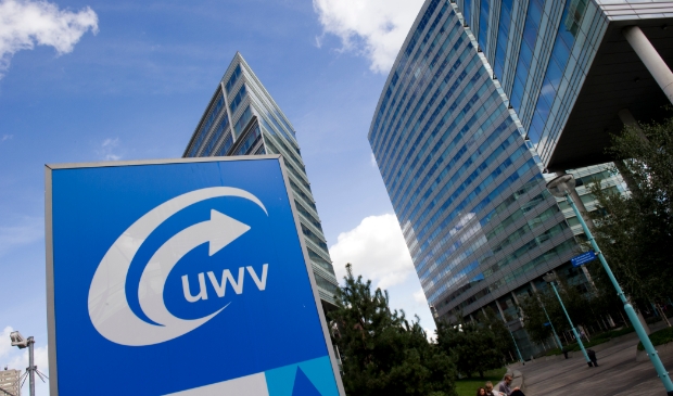 <p>Steeds minder mensen doen een beroep op het UWV.</p>