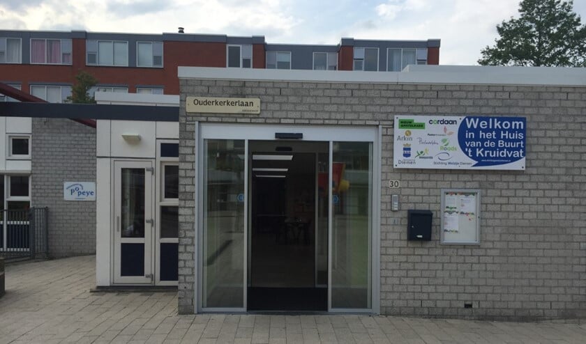 Bijeenkomsten in't Kruidvat voor mensen die met roken stoppen.