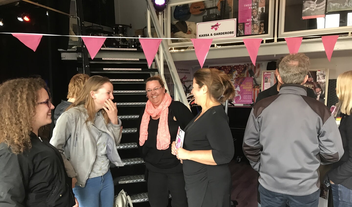 Op de open dag presenteerde Theaterpand Weesp het jaarprogramma.