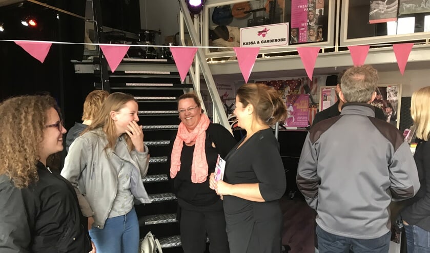 Op de open dag presenteerde Theaterpand Weesp het jaarprogramma.