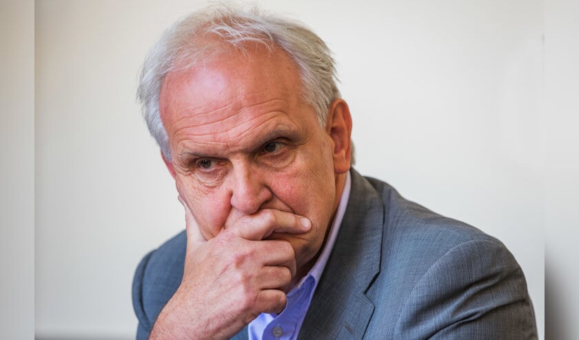 Burgemeester Broertjes.
