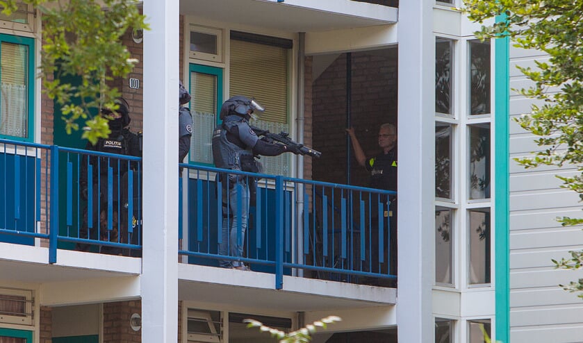 In een woning aan de Sparren werd de man vorige week opgepakt.