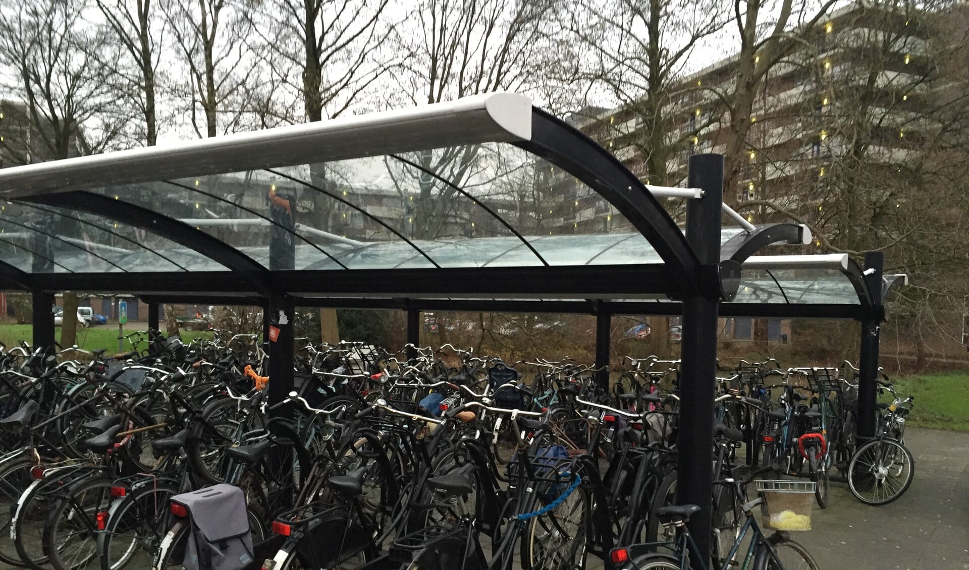 Vooral uit fietsenstallingen bij de stations worden de laatste tijd vaak fietsen gestolen.