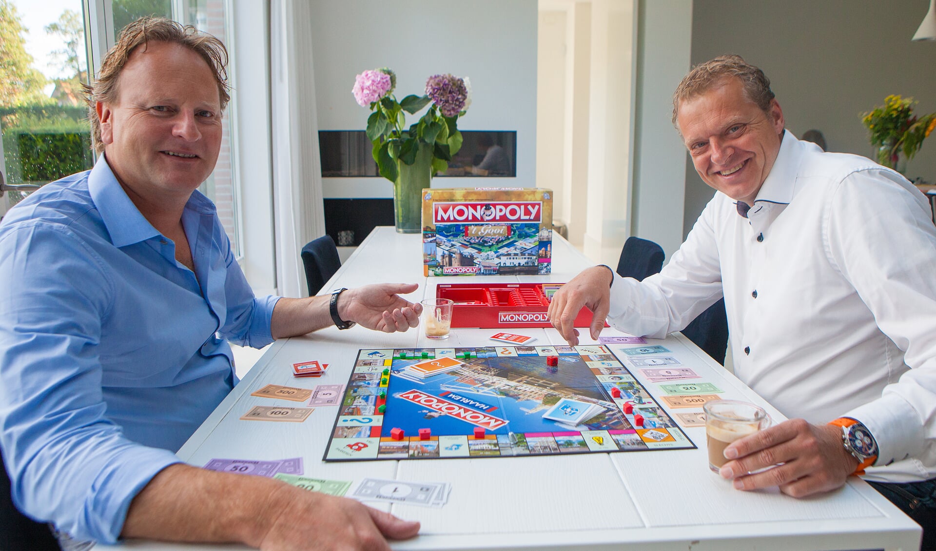 Bert-Jan Koekkoek en Wijnand den Uyl hebben u eindelijk 'hun' Gooische Monopoly.