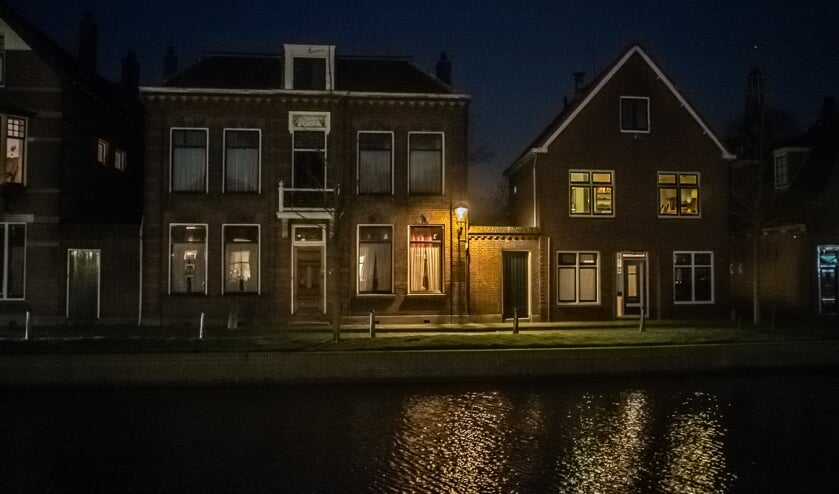 Volgens 'Weesp bij Gooise Meren' moet de straatverlichting feller.