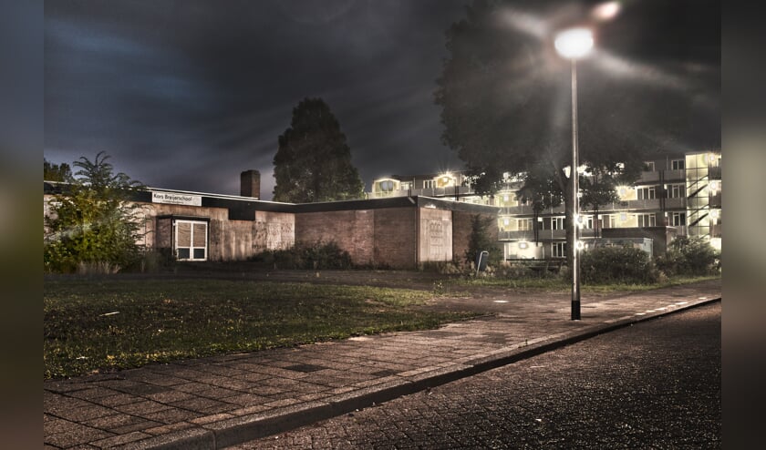 De voormalige Jan Woudmaschool deed vlak voor de sloop nog even dienst als noodgebouw voor de Kors Breijer. Nu is het gesloopt.