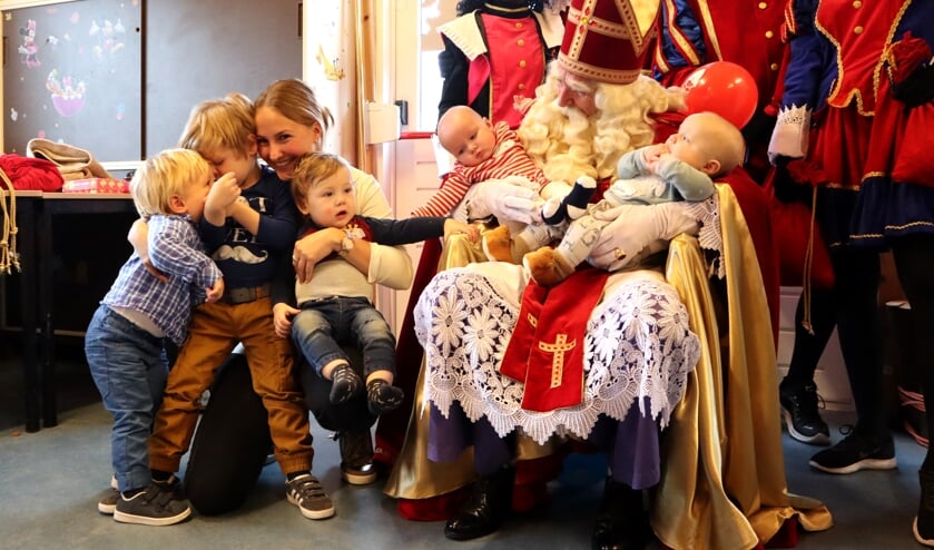 <p>Samen met een andere gastouder organiseerde Sharona een paar jaar geleden ook een Sinterklaasfeest.</p>