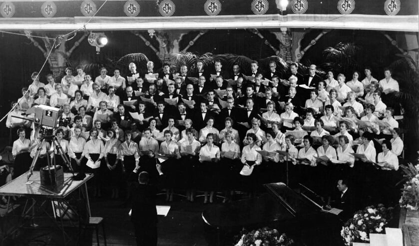 Pro Musica uit 1959 tijdens een televisieoptreden voor de NCRV.