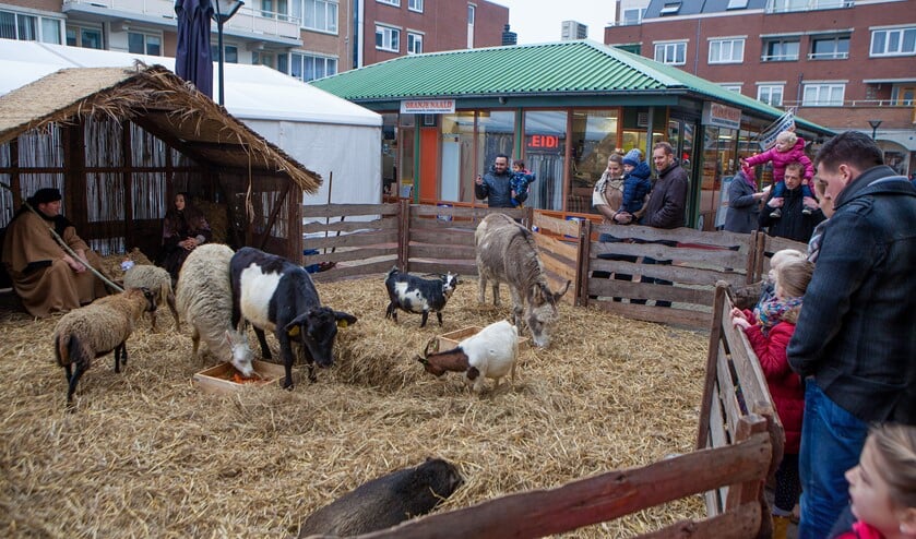 Ook de dierenstal is weer aanwezig.