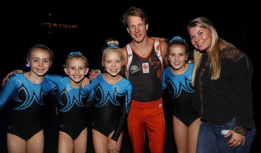 De meiden met Epke. Foto: Edwin Smulders.