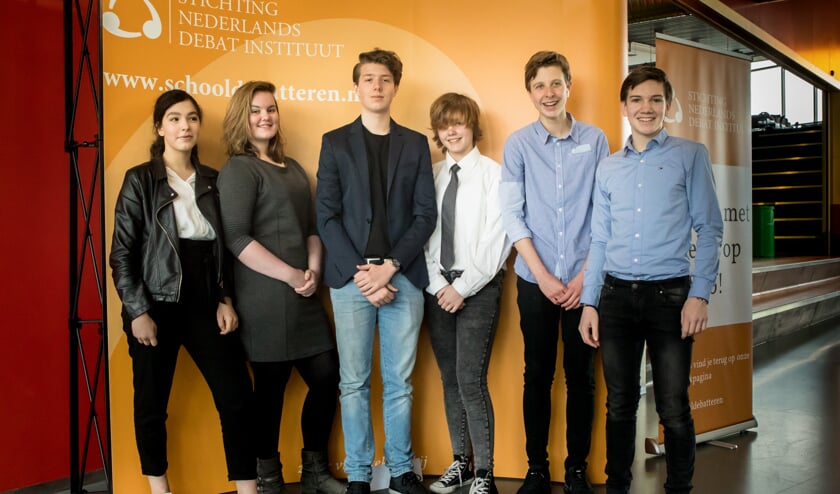 Team Comenius College.