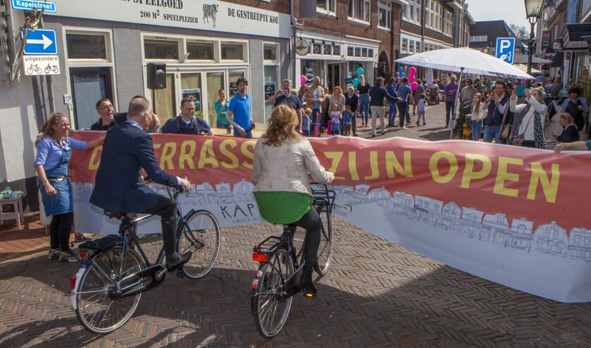 In 2018 werd de Kapelstraat 'terrasstraat' nog feestelijk geopend.