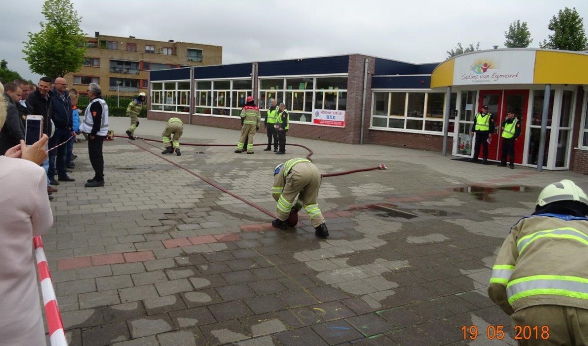 De gesimuleerde brand was bij een school.