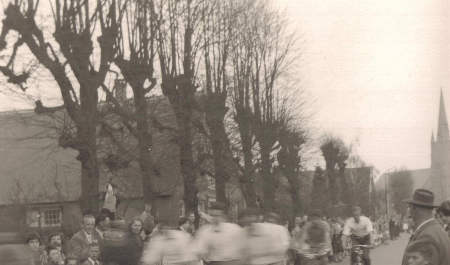 Doorkomst op de finish op 30 april 1958. 