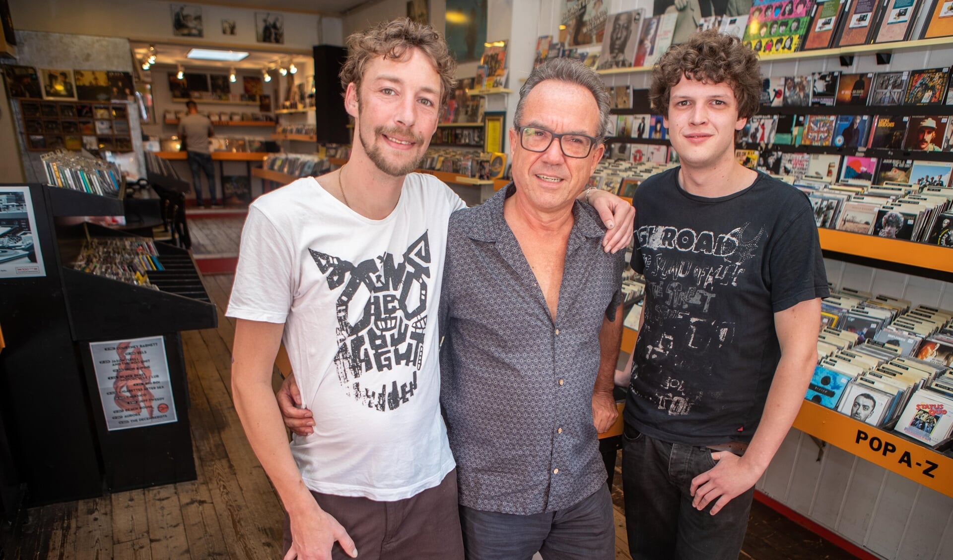 Van linksaf: Berry Calis, Gerard Kamer en Jorn Hulsman van 't Oor hebben zin in het feestje zaterdag.