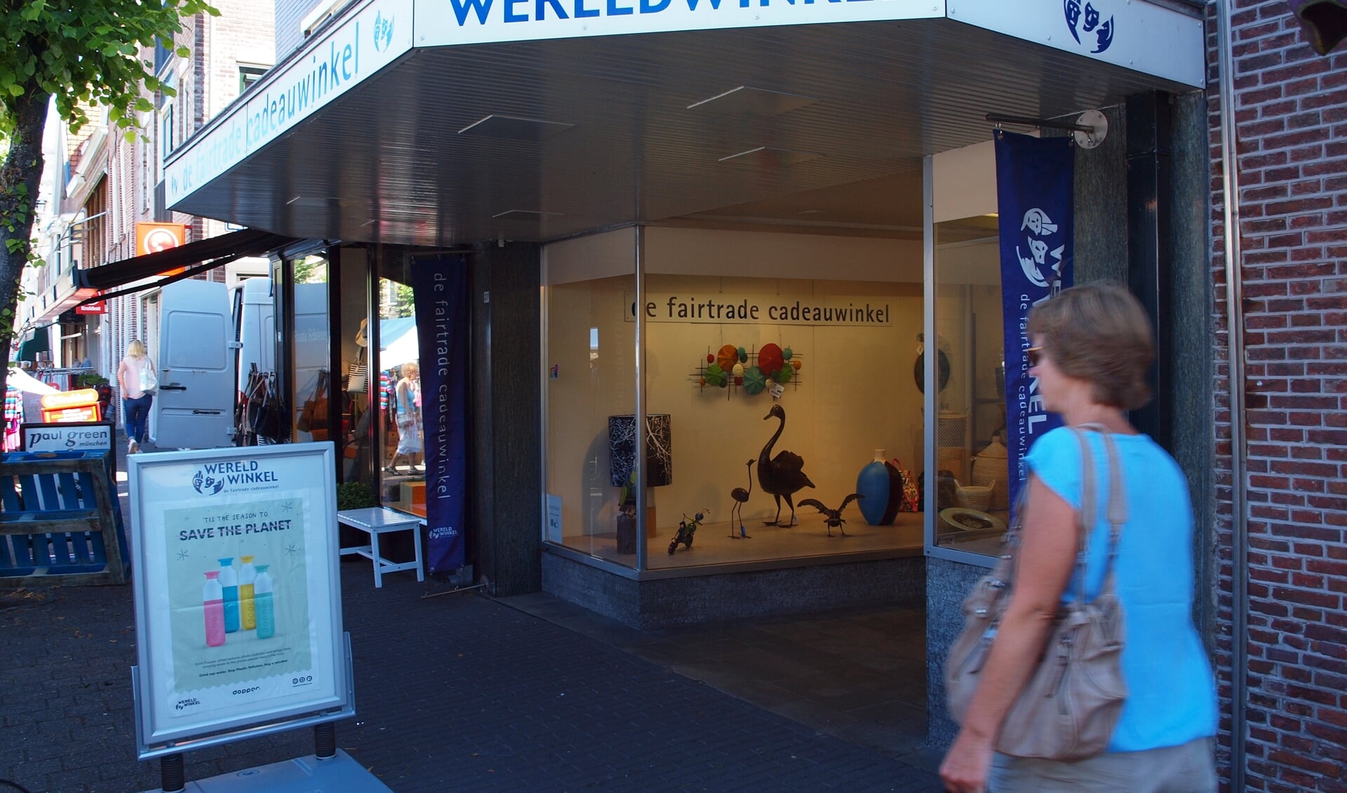 De winkel aan de Nieuwstraat levert wel een hoge omzet, maar zit op een dure locatie.