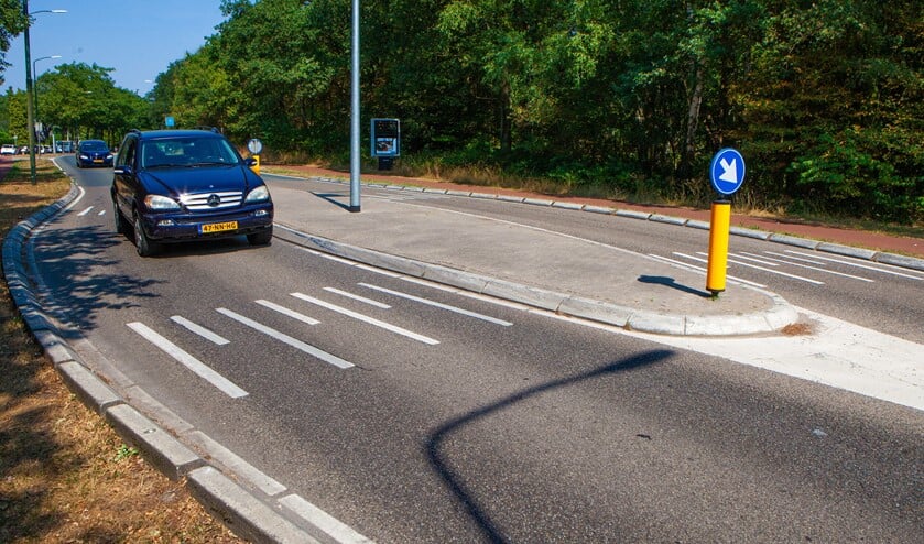 Onder andere het middeneiland bij binnenkomst van Huizen wordt vergroot.