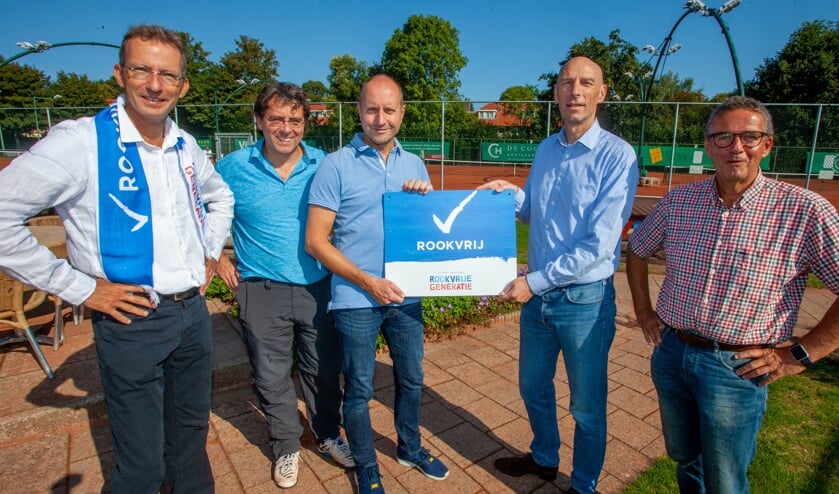 Tennisvereniging Naarden is vanaf nu rookvrij.