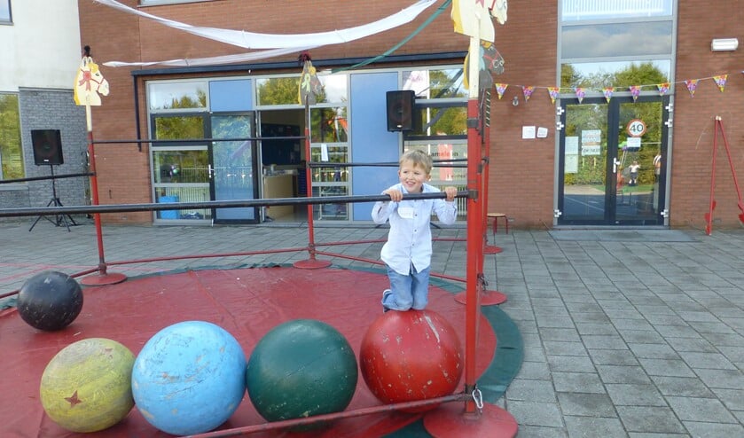 Kinderen konden allerlei circusacts uitproberen.