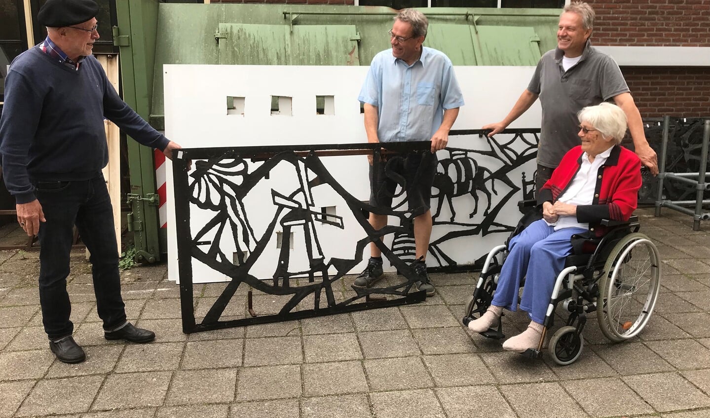 V.l.n.r.: Hans van Deuren, Pim, Kees en moeder Snoey.