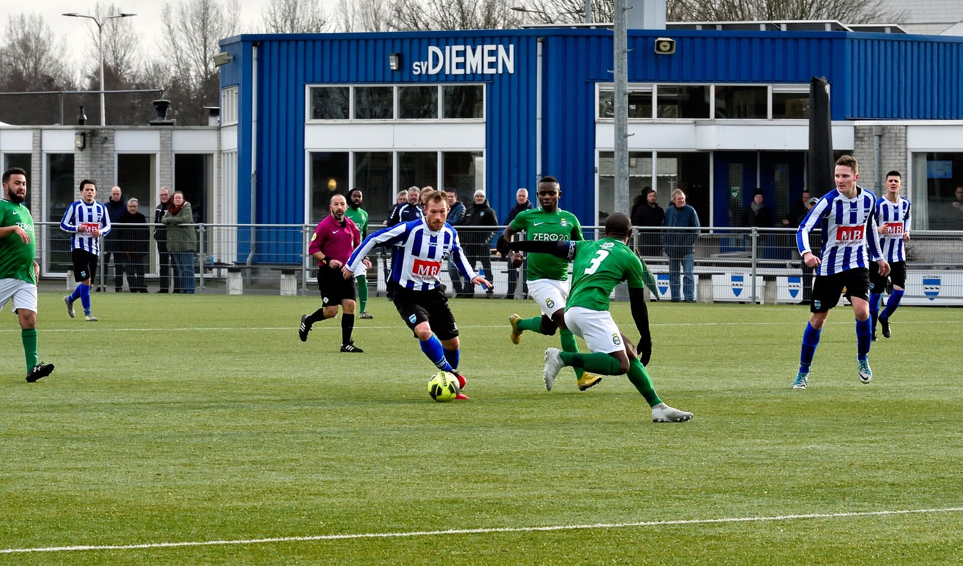 SV Diemen won vorige week met 6-1 van Real Sranang.