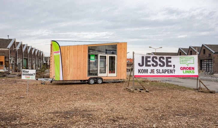 Vorig jaar gaf GroenLinks met een Tiny House nog een blik op de toekomst, maar deze woonvorm heeft niet de prioriteit.
