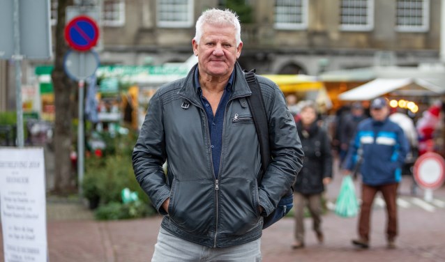 Jaap van Deurzen interviewt Weesper ondernemers.
