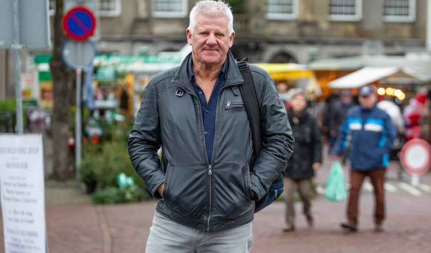 Jaap van Deurzen interviewt Weesper ondernemers.