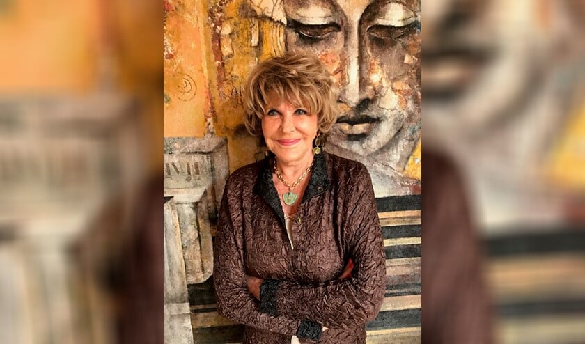Astrid Engels komt vertellen over haar nieuwste boek.