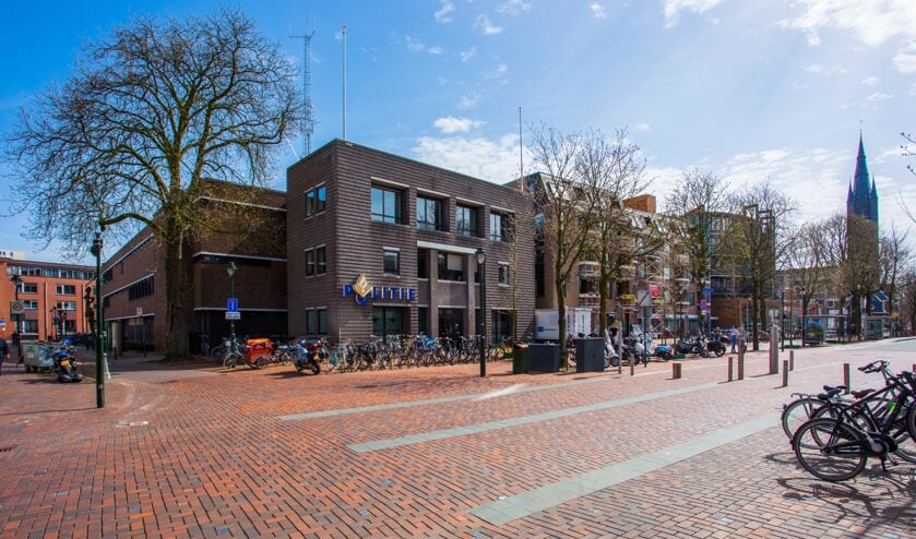 Waar nu het politiebureau staat moet nieuwbouw komen.