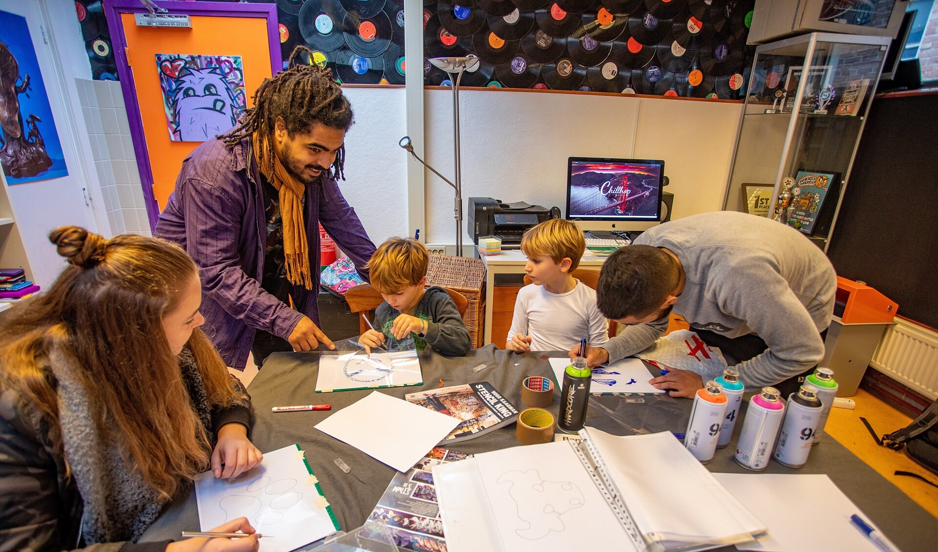 Vorig jaar kregen jonge mantelzorgers in Laren een workshop, maar vanwege corona kan dat dit jaar niet.