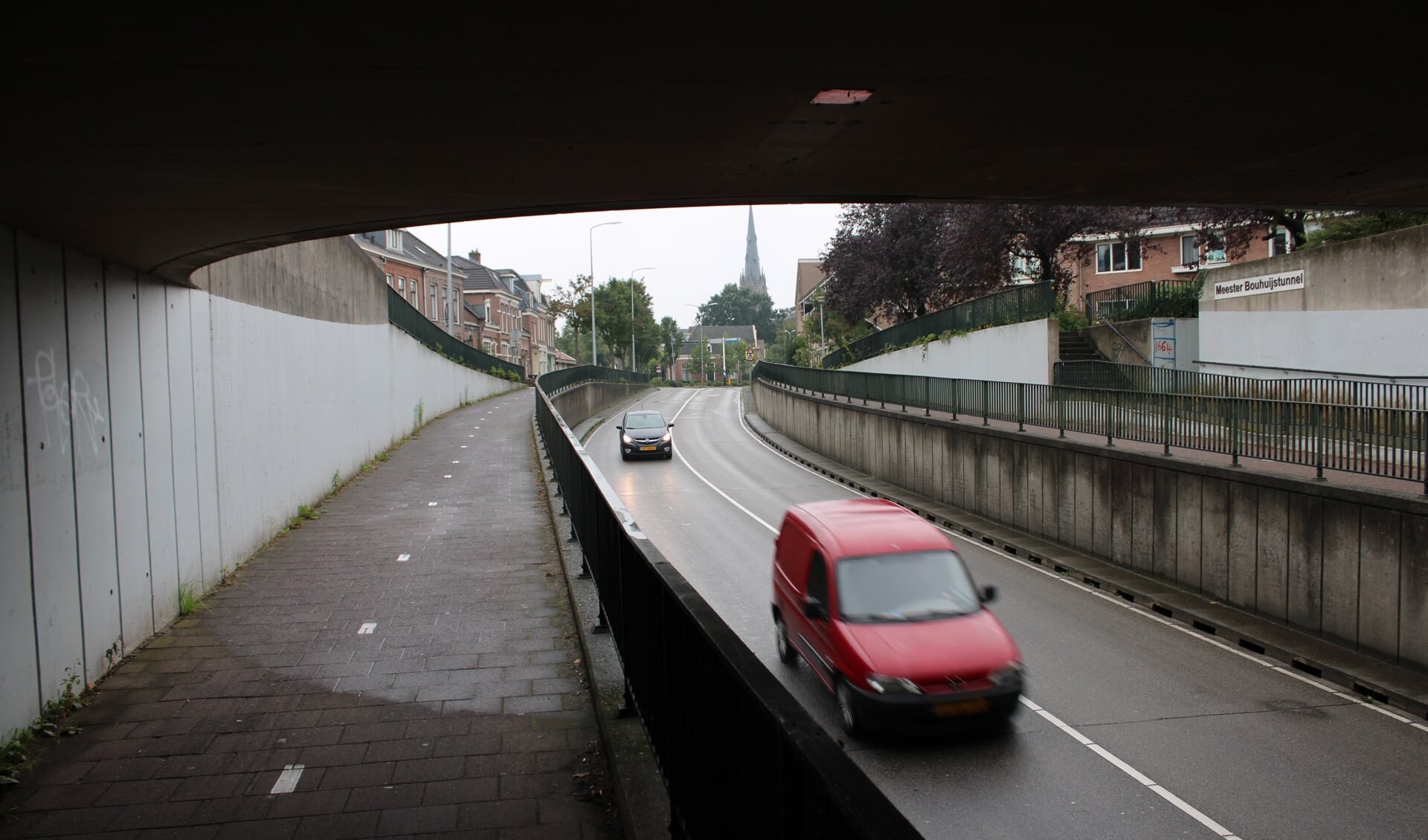 In de Meester Bouhuijstunnel zijn geen bewakingscamera's nodig.
