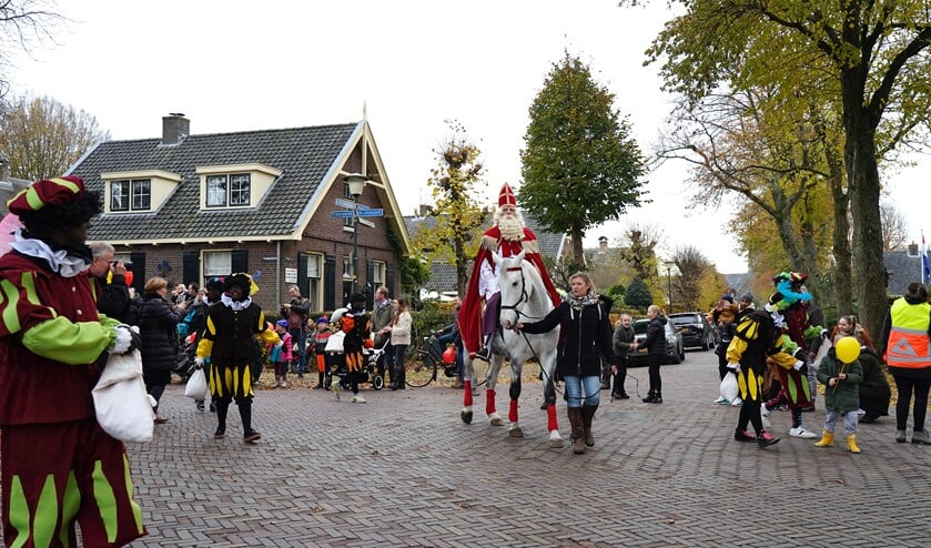 <p>Geen grootse ontvangst van Sint dit jaar, maar wat gebeurt er dan wel?</p>